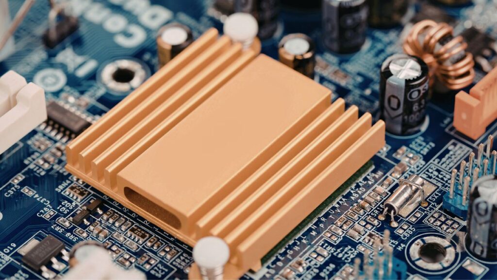 放熱構造ヒートシンク金属フィン構造例