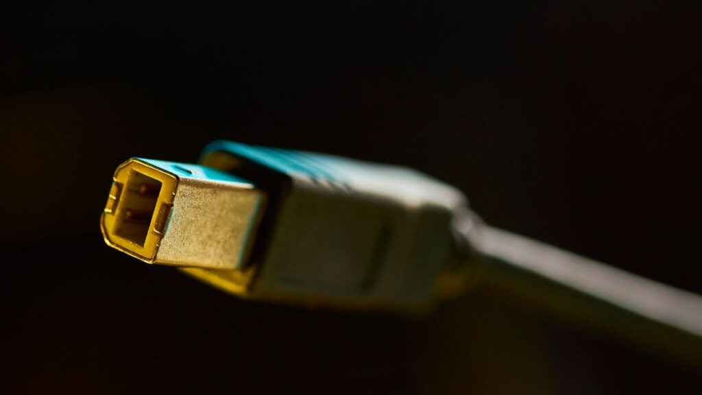 USB-B端子(USB Type-B)の形状