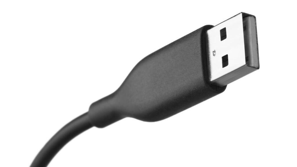 USB-A端子（USB Type-A）の形状